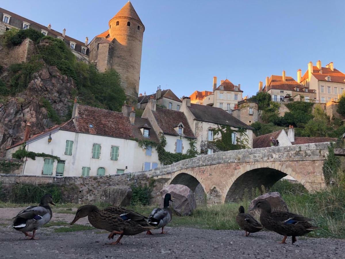 Batisse Du Pont Pinard Et Son Granit Rose Villa Semur-en-Auxois Ngoại thất bức ảnh