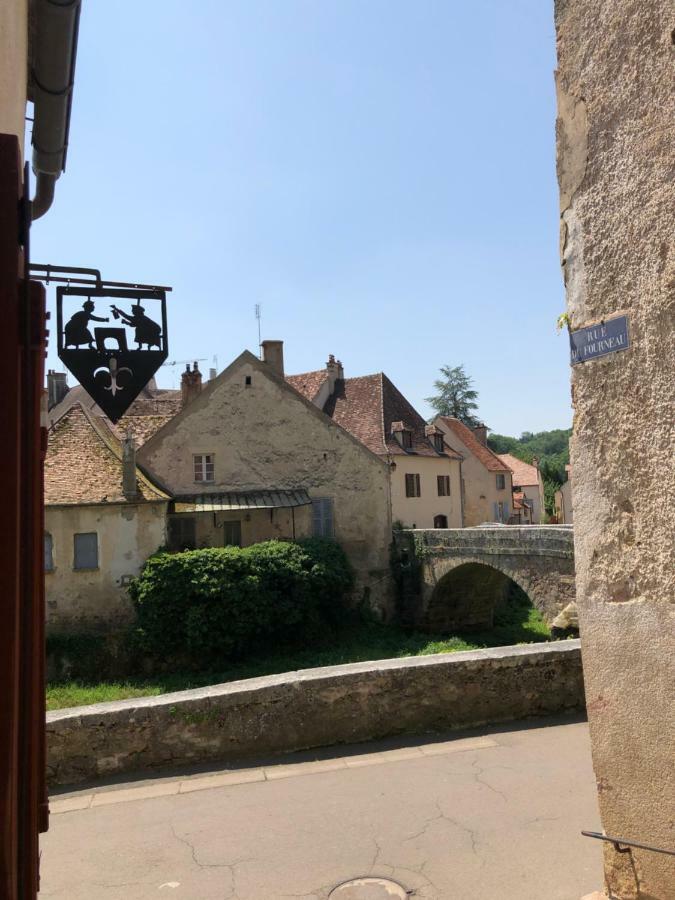 Batisse Du Pont Pinard Et Son Granit Rose Villa Semur-en-Auxois Ngoại thất bức ảnh